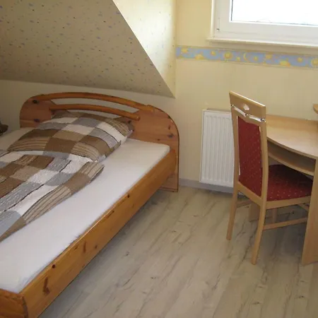 Gemuetliche In Goldhausen Mit Grossem Balkon Und Panoramablick 아파트